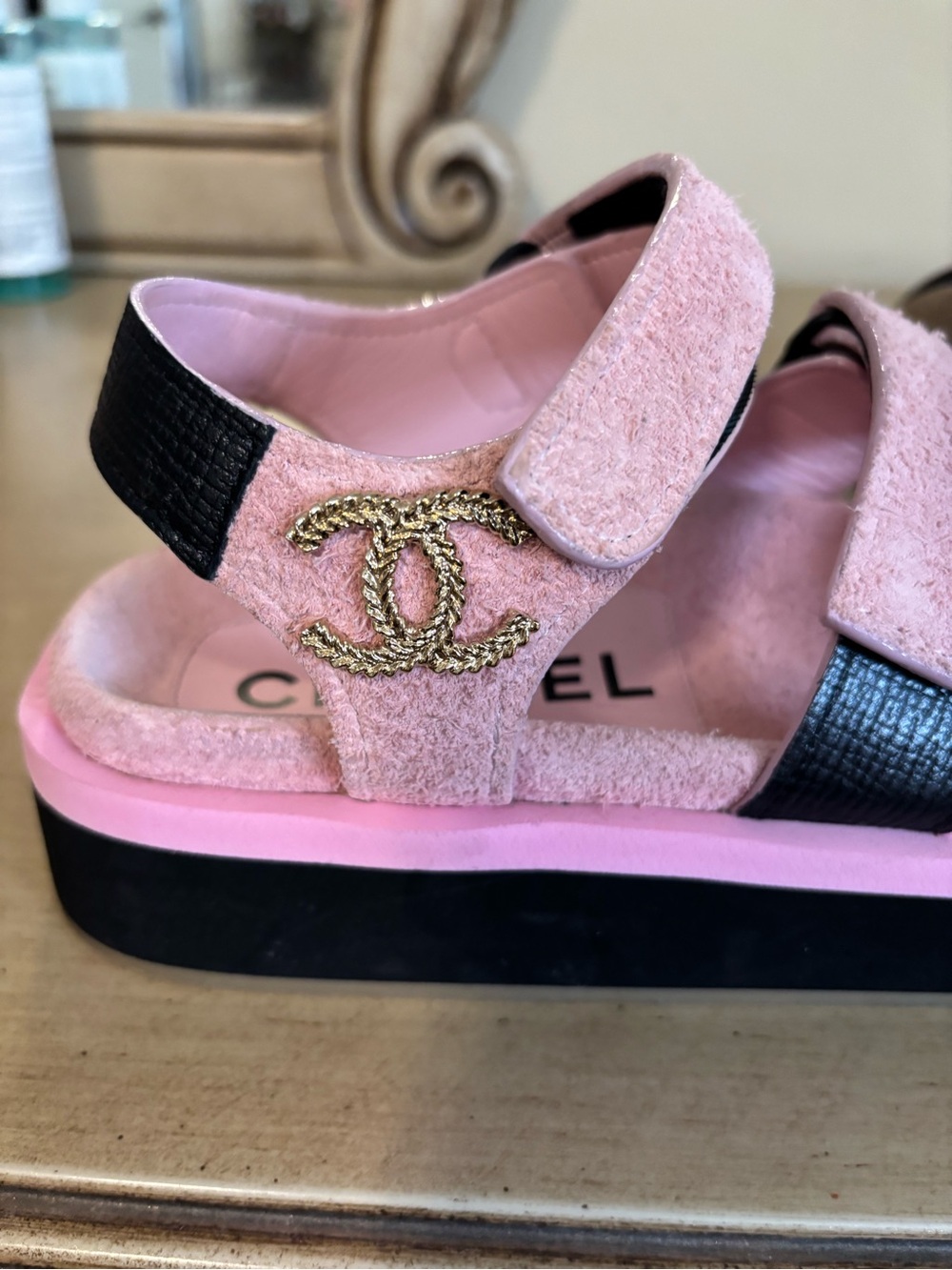CHANEL Pink Suede Adjustable Strap sandal women - Picture 6 of 6